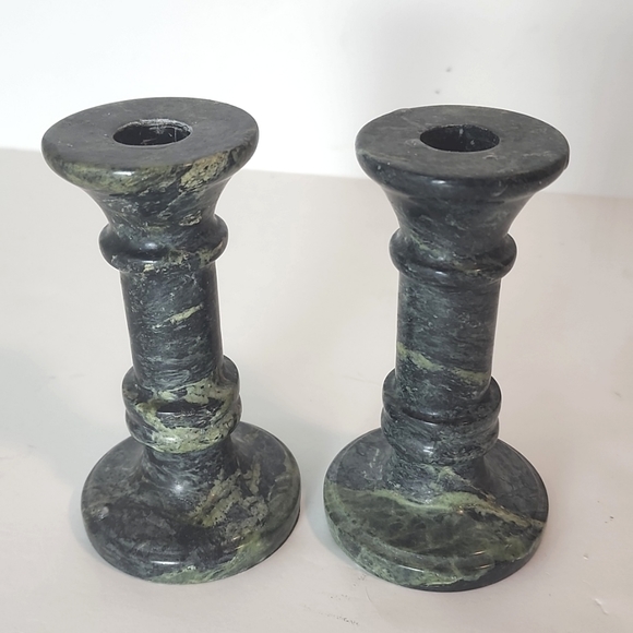 Set of 2 jade green marble candleholders - Picture 3 of 6